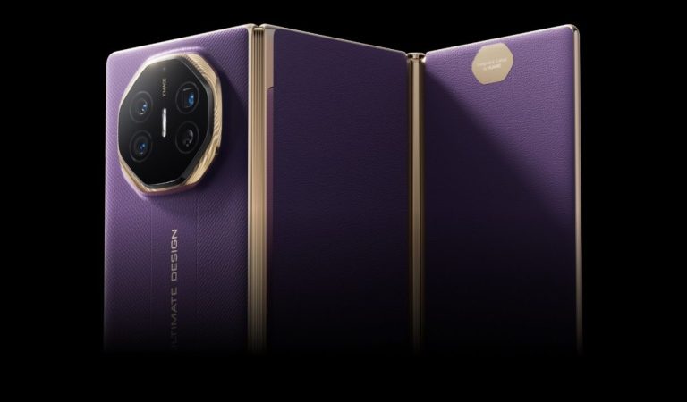 Huawei Mate XTs Tri-Fold Flagship Unveiled