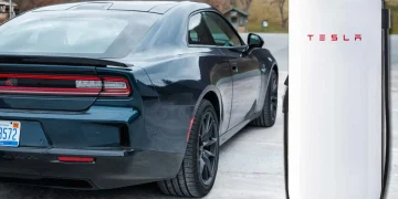 Jeep Dodge EV charging