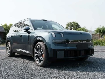Extended-Range EVs